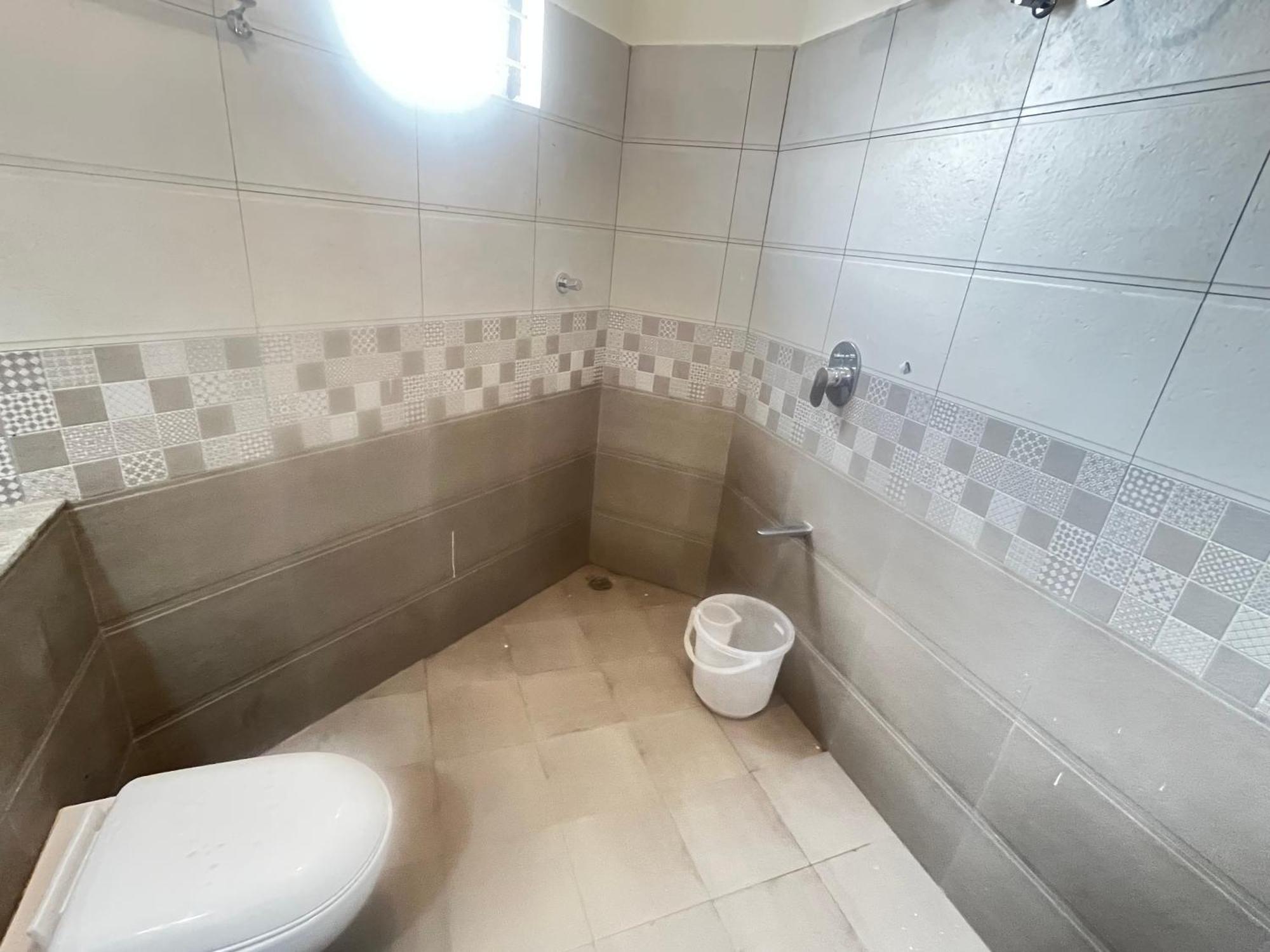 Hotel Raj Comfort Бангалор Екстериор снимка